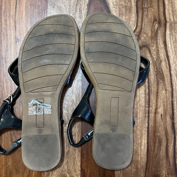 Classified Women’s Sandals - Picture 2 of 2